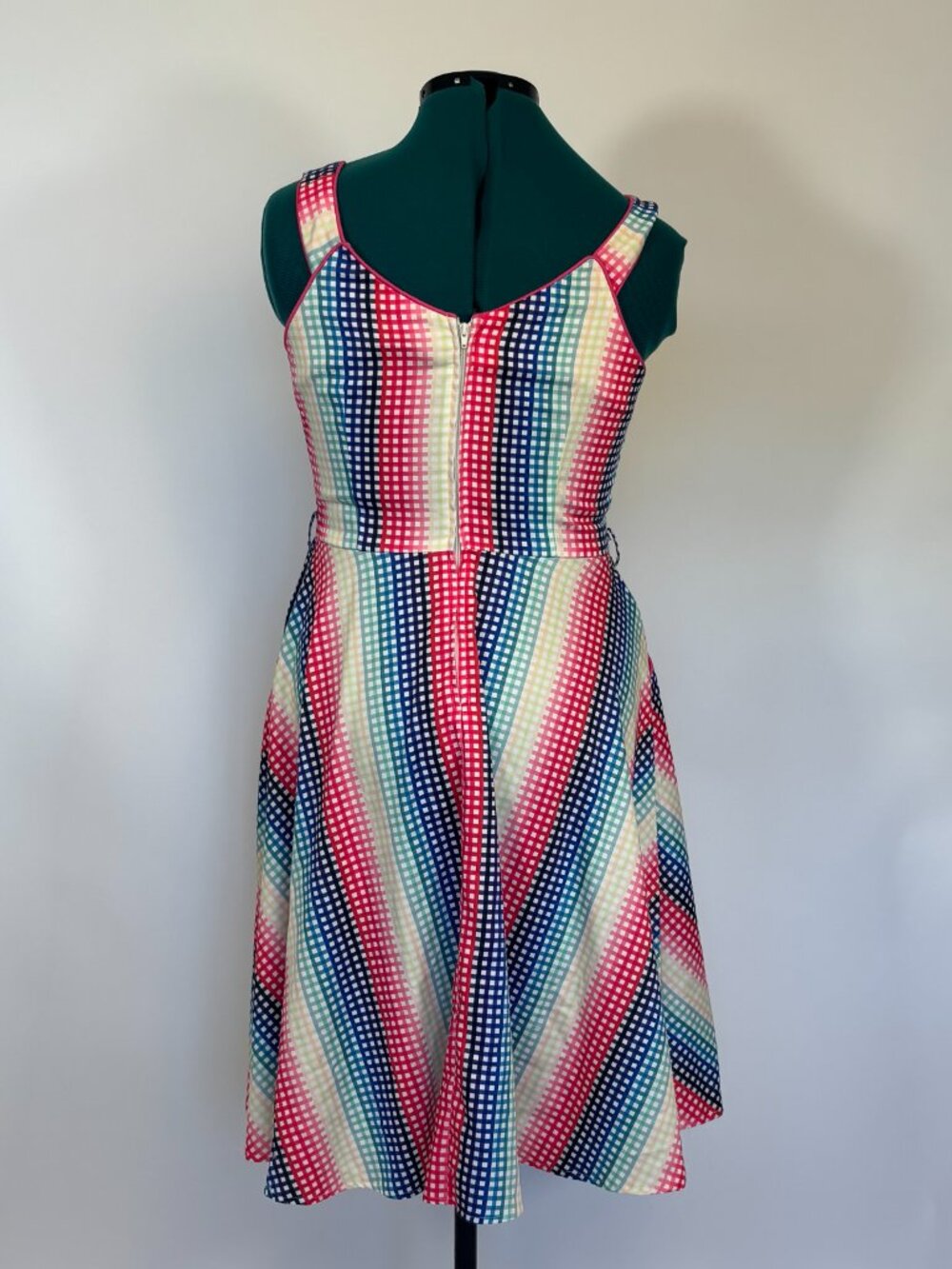 Voodoo Vixen Rainbow Grid Print Pin-up Style Dress Size 1X - Picture 4 of 5